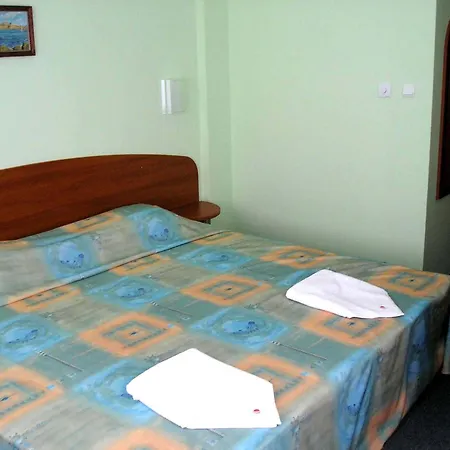 Sunset Hotel 3*